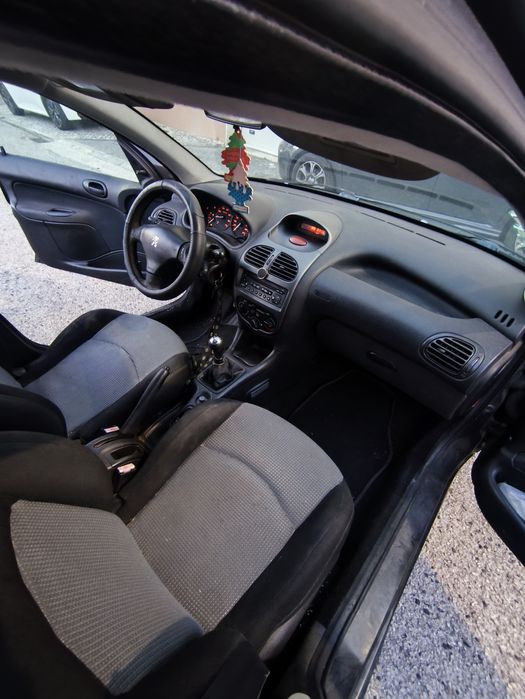 Peugeot sw 206 1.100