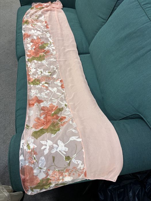 Jedwabny szal chusta jedwab silk seta w kwiaty kwiecista duza dlugi