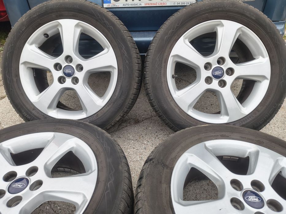 Komplet kół Ford Kuga ! Nokian 235/55/17 !