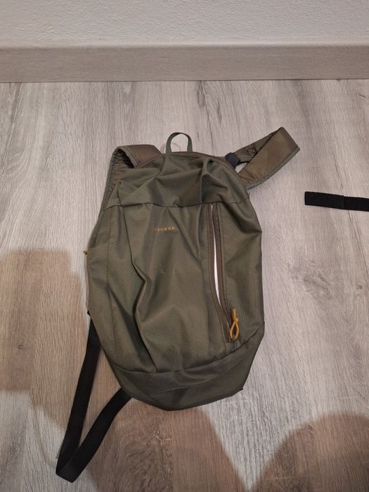 Pequena Mochila Verde