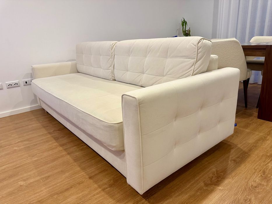 Sofá Cama Elegante Amani Stitch Sofa Bed - Realmente novo