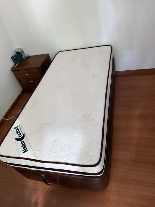 Cama de solteiro c/colchão