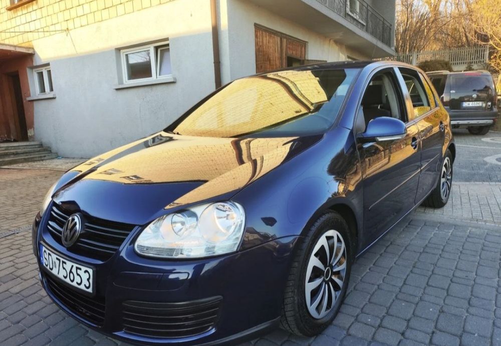 Volkswagen Golf 1.4 бензин 2006 рік