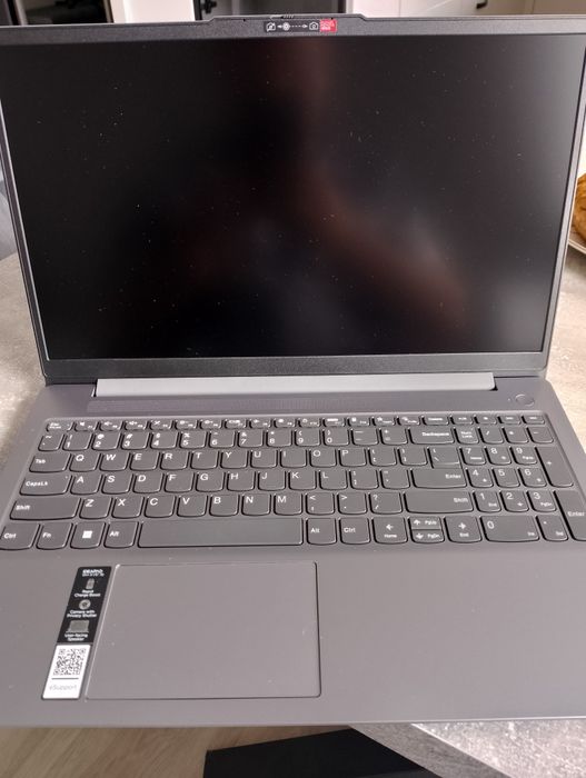 Lenovo Ideapad slim 3