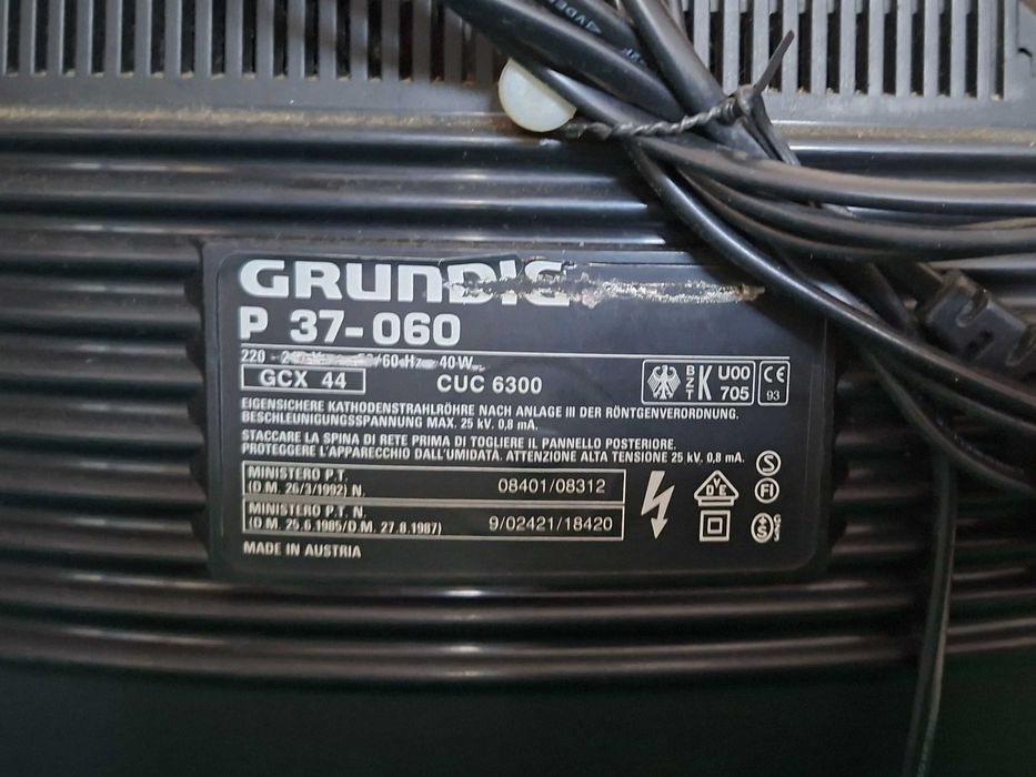 TV Televisor CRT Grundig P37-060