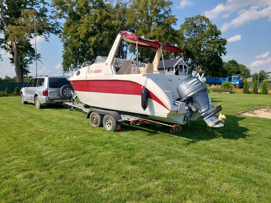 Jacht Motorowy z kabiną Delfin 650 silnik Yamaha 100km