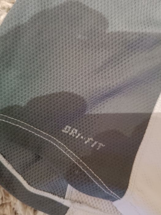 Koszulka Nike do biegania rozmiar L
