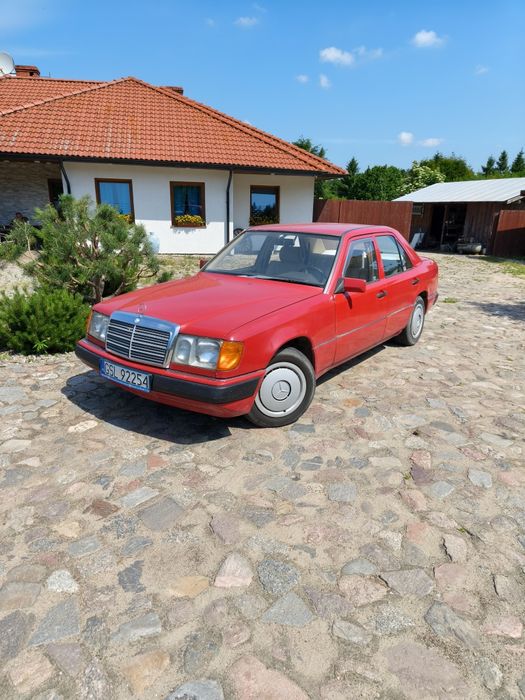 Mercedes-Benz W124