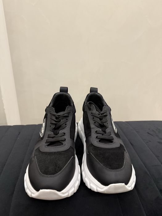 Кросівки 38 розмір в ідеальному стані