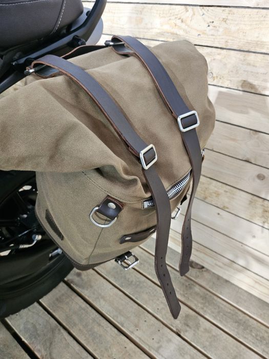 Saco / alforge unit garage lona como novo para triumph 400 com suporte