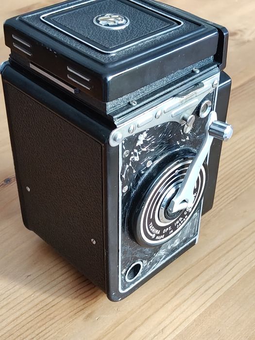 Yashica Mat średni format tanio sprawna