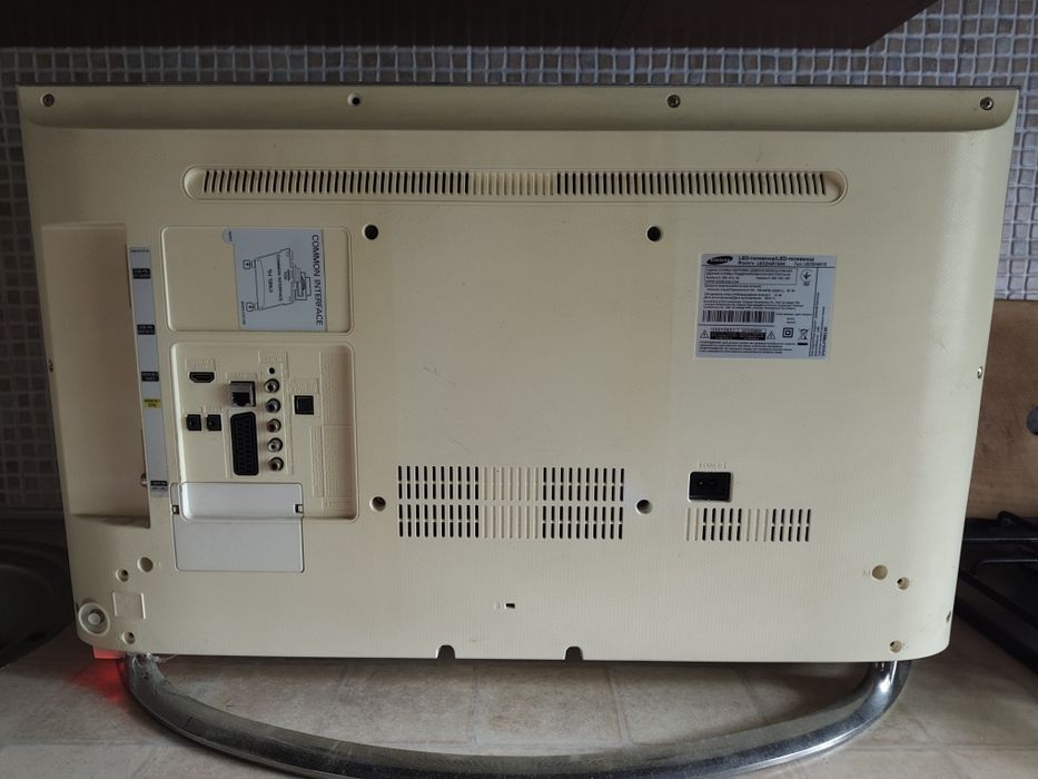 Samsung TV 32” UE32H4510AK