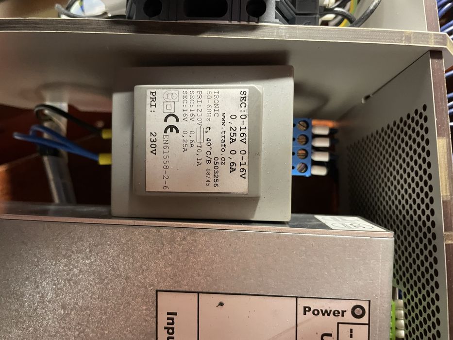 Przekaźnik programowalny Moeller easy820-DC-RC