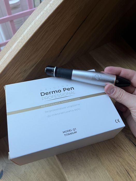 Dermo pen mezoterapia igłowa q1 Titanium