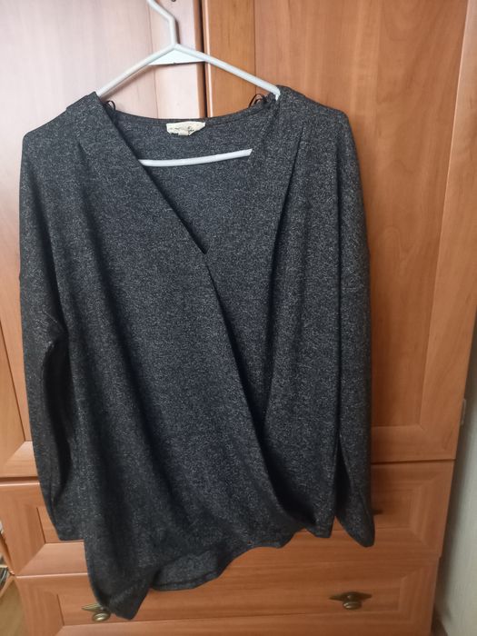 Czarny że srebrną nitką asymetryczna sweterek rozmiar 12 Phase Eight