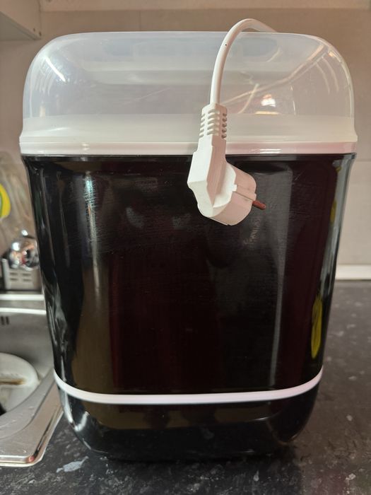 Esterilizador a vapor Twistshake 5 em 1