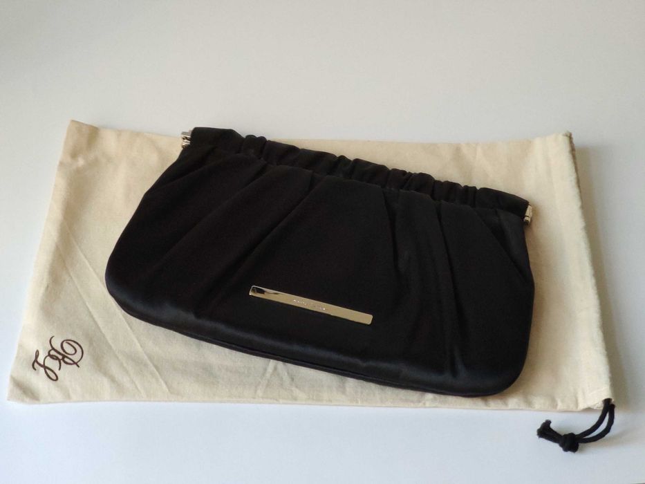 Carteira pochete clutch em cetim preto, Bimba y Lola festa