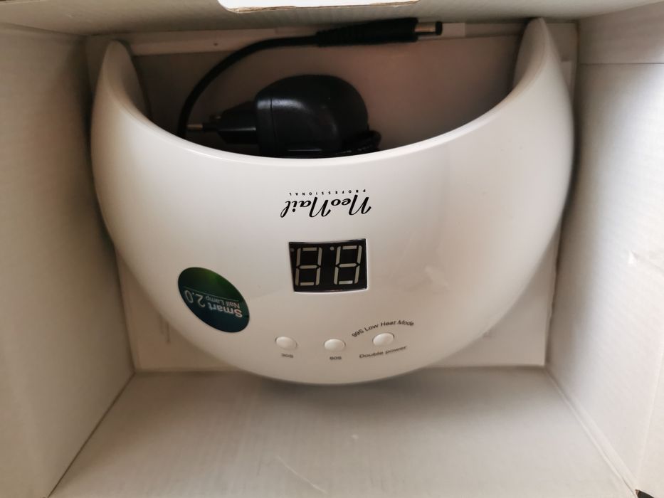 Lampa led NeoNail