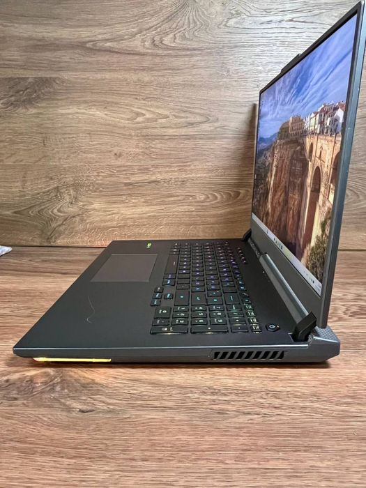 Asus Rog Strix 17 RTX4060