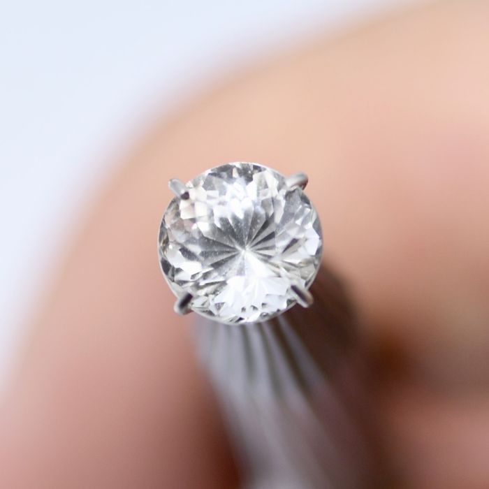 biały topaz na pierścionek 1,43ct