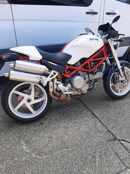 Ducati monster s2rs
2005r malowanie orginal s4rs przebieg 2400tys