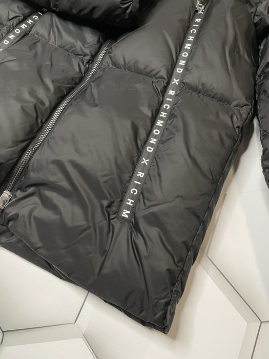 Пуховик John Richmond