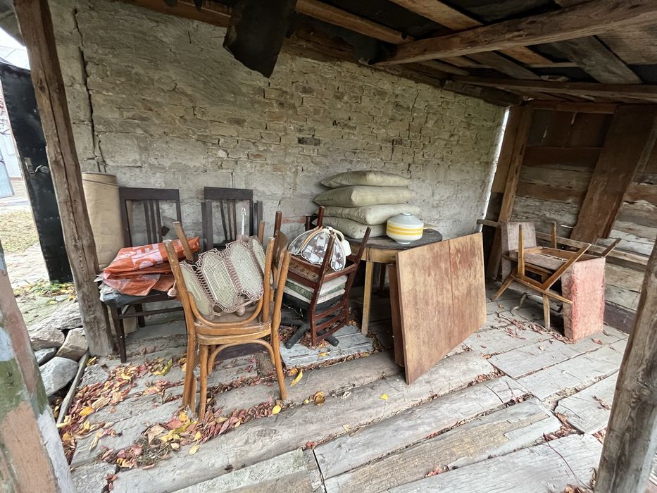 стелажи мебель разная