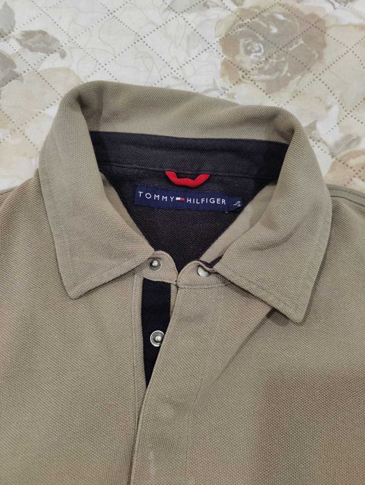 Polo manga comprida Tommy Hilfiger tam. L em excelente estado