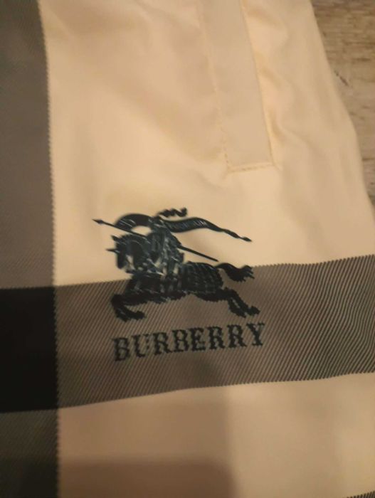 spodenki burberry