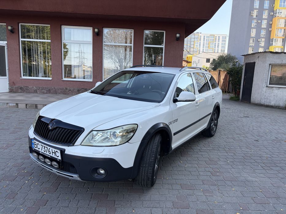 Skoda Octavia Scout 2012