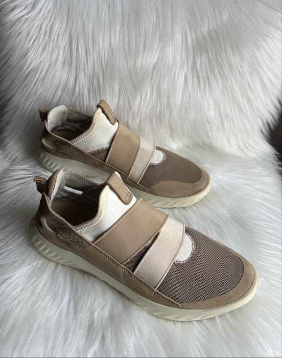 ECCO ST.1 Lite Buty Damskie 40 Skórzane Sneakersy Beżowe Wsuwane Unisex