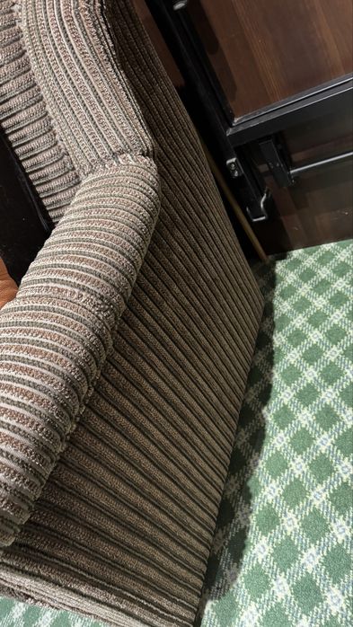 Oddam kanape za darmo