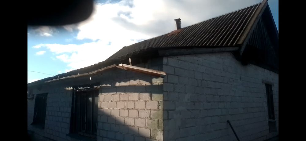 Продам будинок .