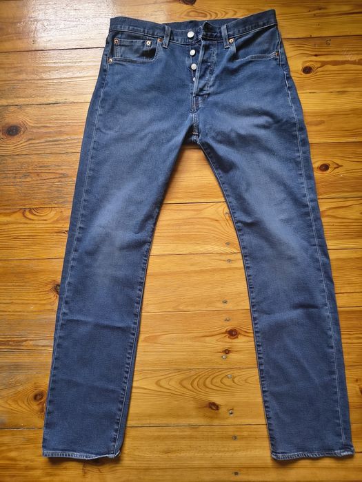 Levi’s 501 • W31 L34 • mid blue • bdb stan