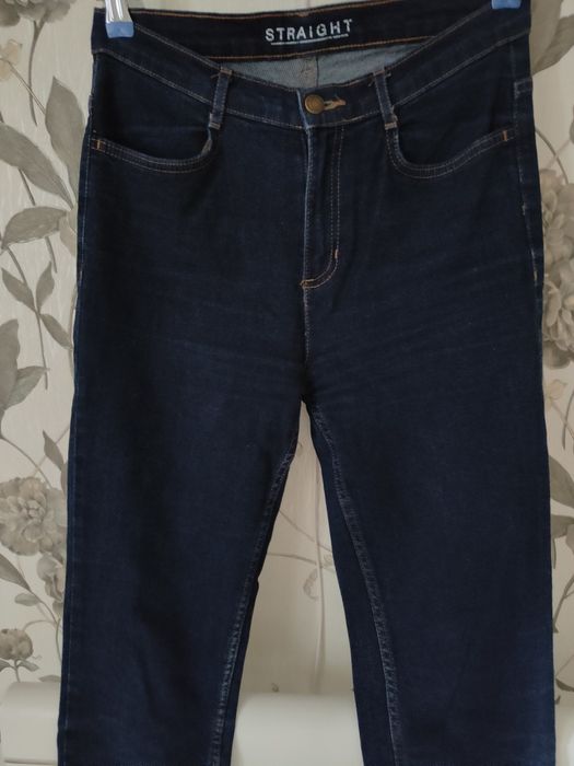 Джинси женские р.38, прямые, темно синие