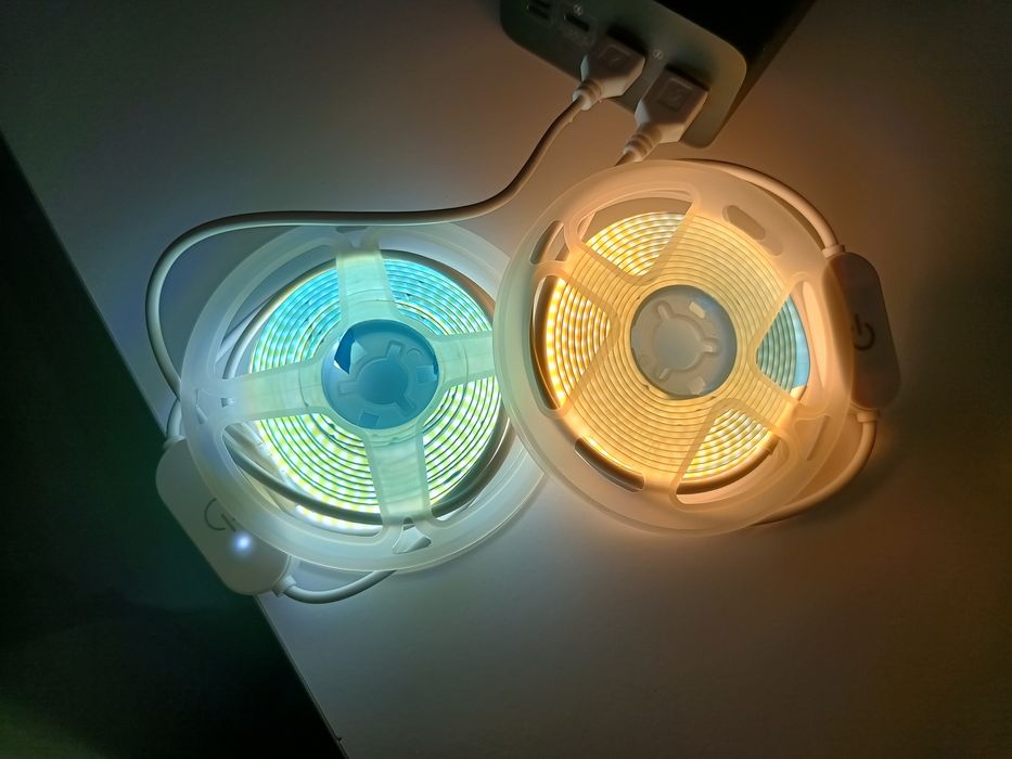 LED стрічка з USB жовтого та білого кольорів