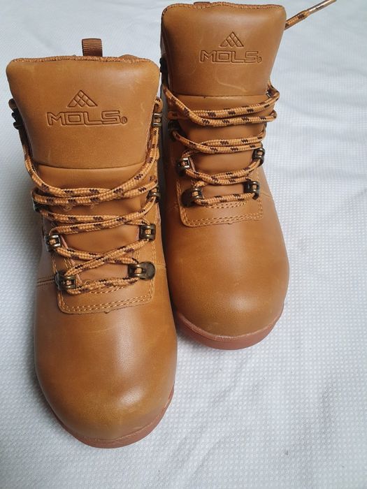 Buty dla chłopca  rozmiar 32