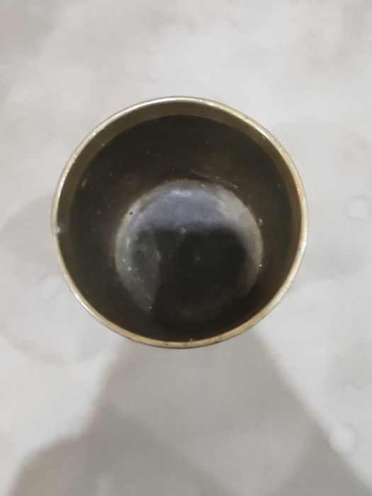 Мідне кашпо     .