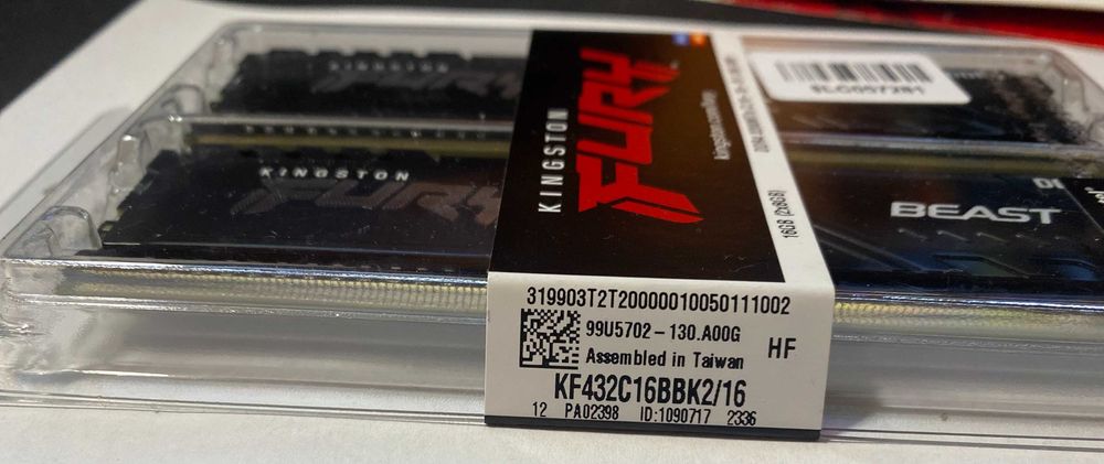 Оперативна пам'ять Kingston Fury DDR4-3200 16384 MB PC4-25600 (2x8192) НОВА !!!