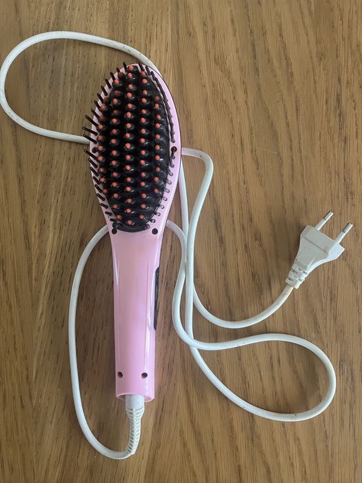 Escova elétrica de alisar cabelo