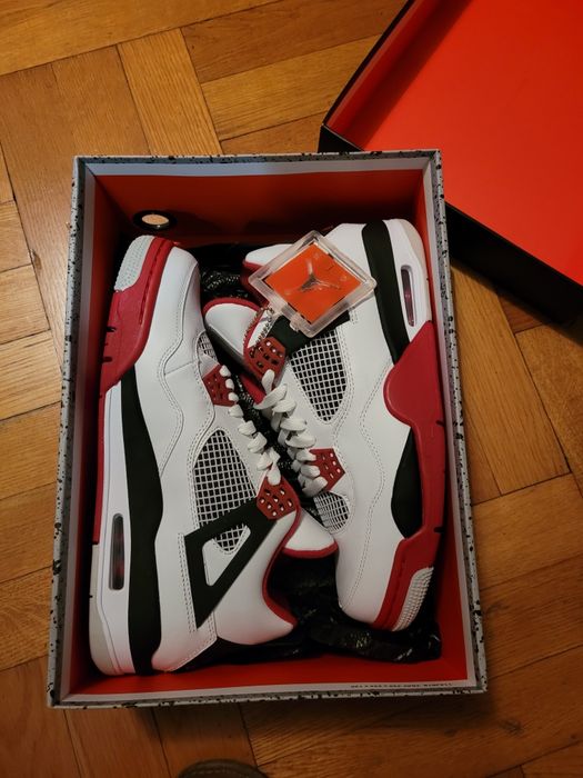 Air jordan 4 retro fire red 2012 9.5US/43EUR