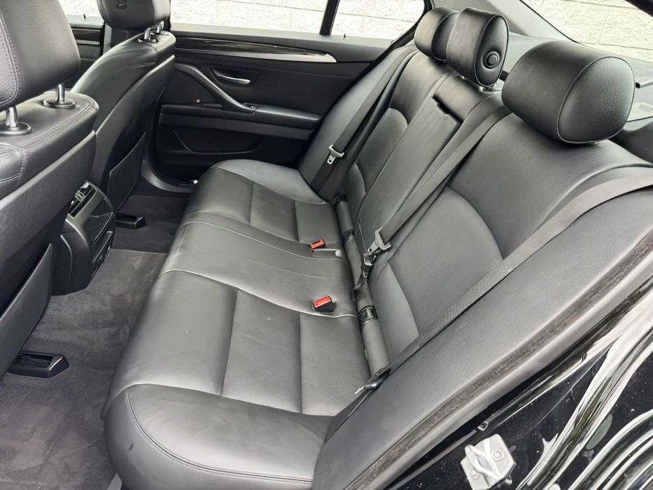BMW 5 Series      2016