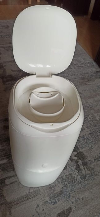 Pojemnik na pieluchy marki ANGELCARE