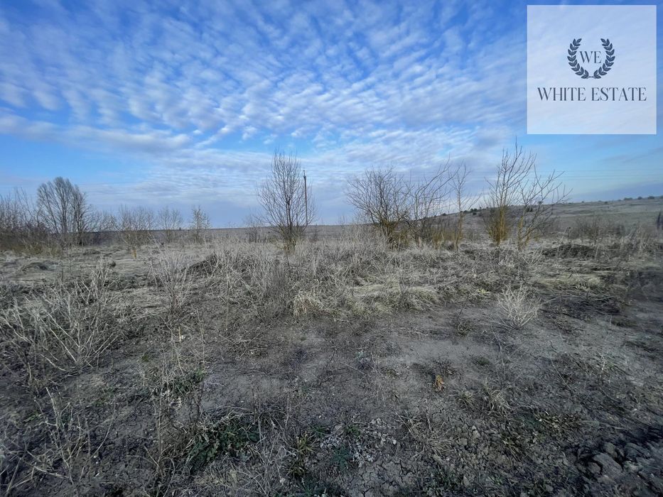 Продаж комерційної земельної ділянки