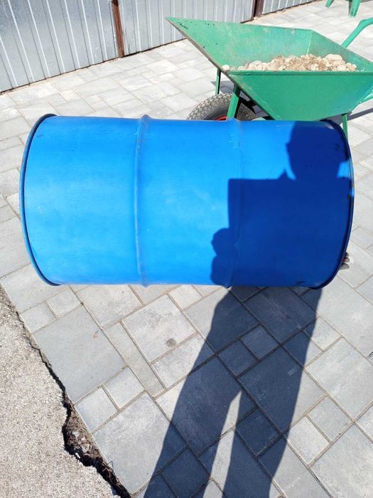 Beczki metalowe 220l z pokrywą na wodę itp