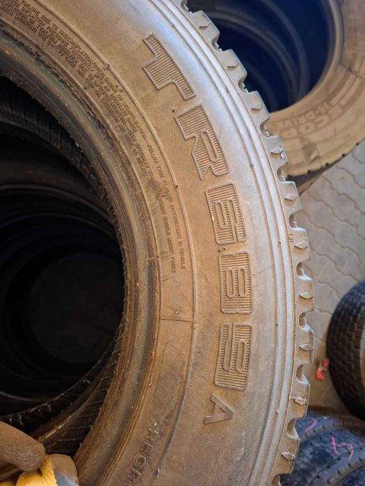 OPONA 245/70R19,5 Napędowe  TRIANGLE lekko używane