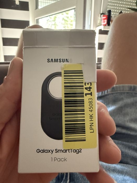 Na sprzedaż trafia oryginalny lokalizator Samsung Galaxy SmartTag2 (1 Pack) w kolorze czarnym.