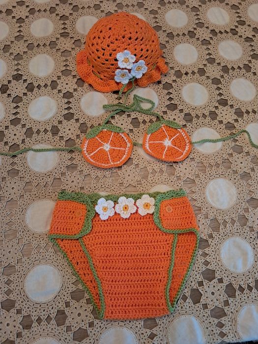Fato de banho de bébé menina
