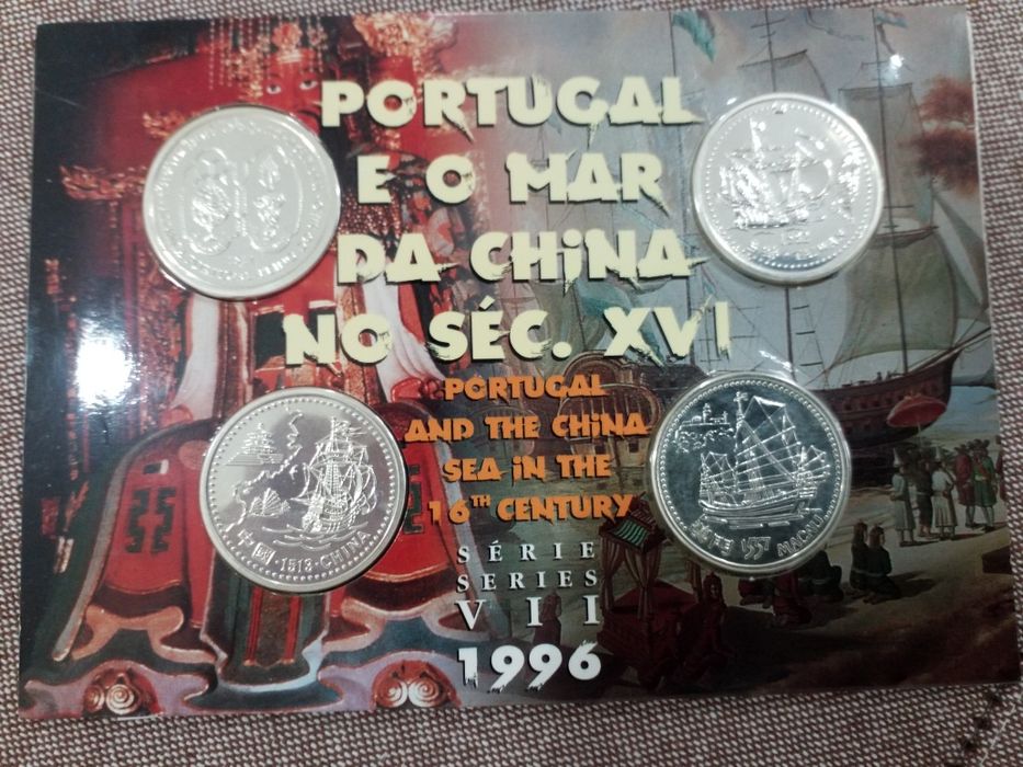 Moedas antigas em prata portuguesas.