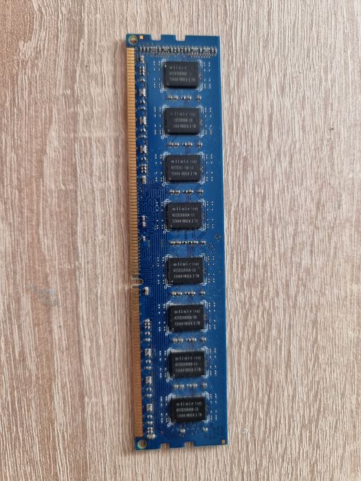 Оперативна пам'ять IBM DDR3 2Gb ECC Registered для ПК